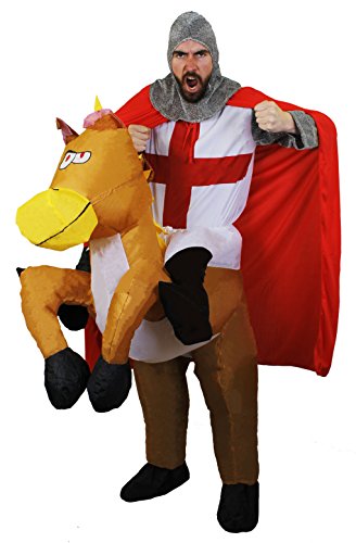 Déguisement de chevalier sur son cheval pour adulte avec une